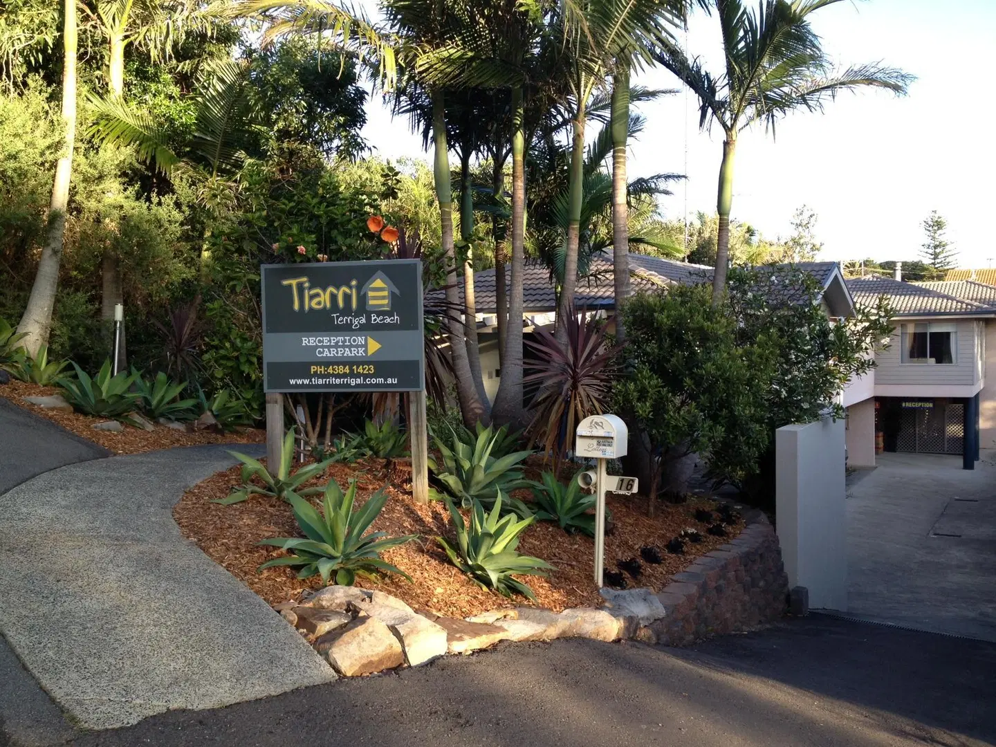 Tiarri Terrigal Beach EXTERIOR