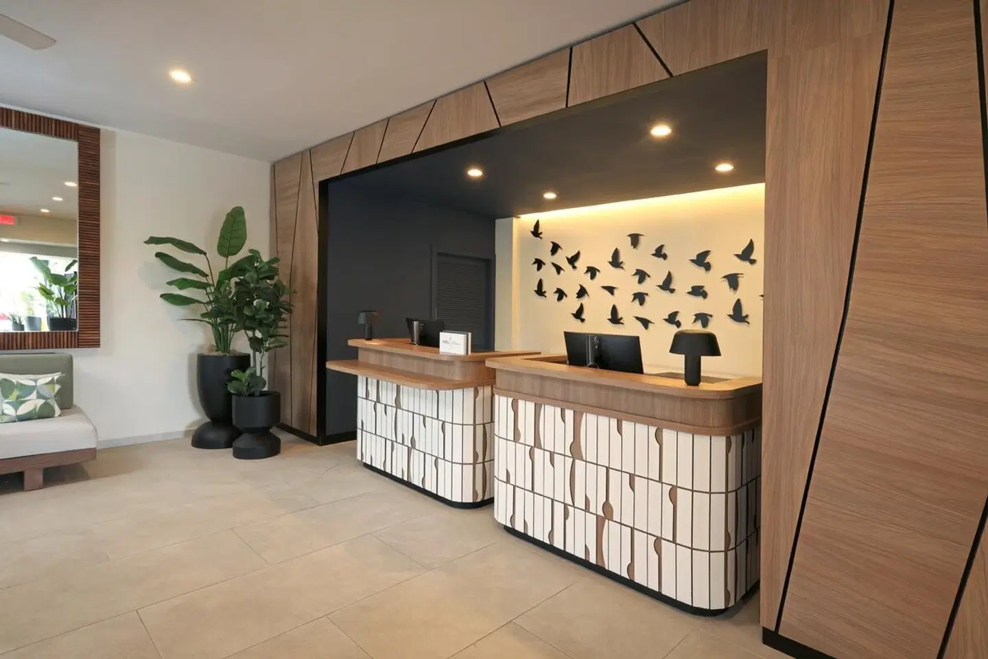 voco Surfside Aruba by IHG Bar