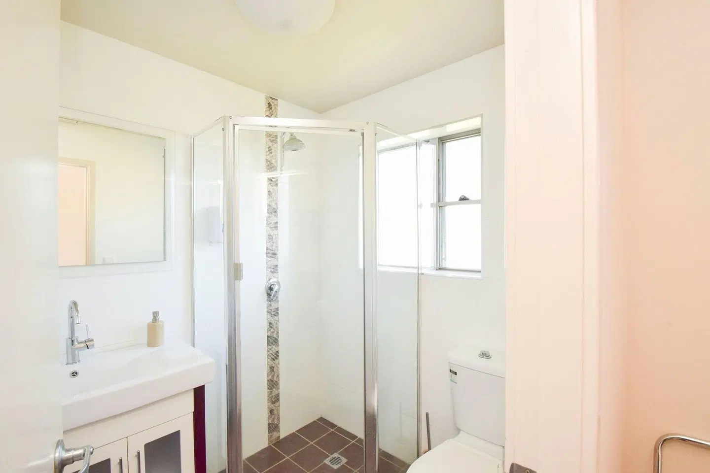 Station Hotel Motel ROOM_EXAMPLE