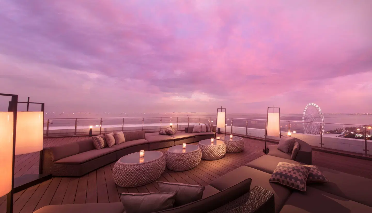 Conrad Manila Terrasse
