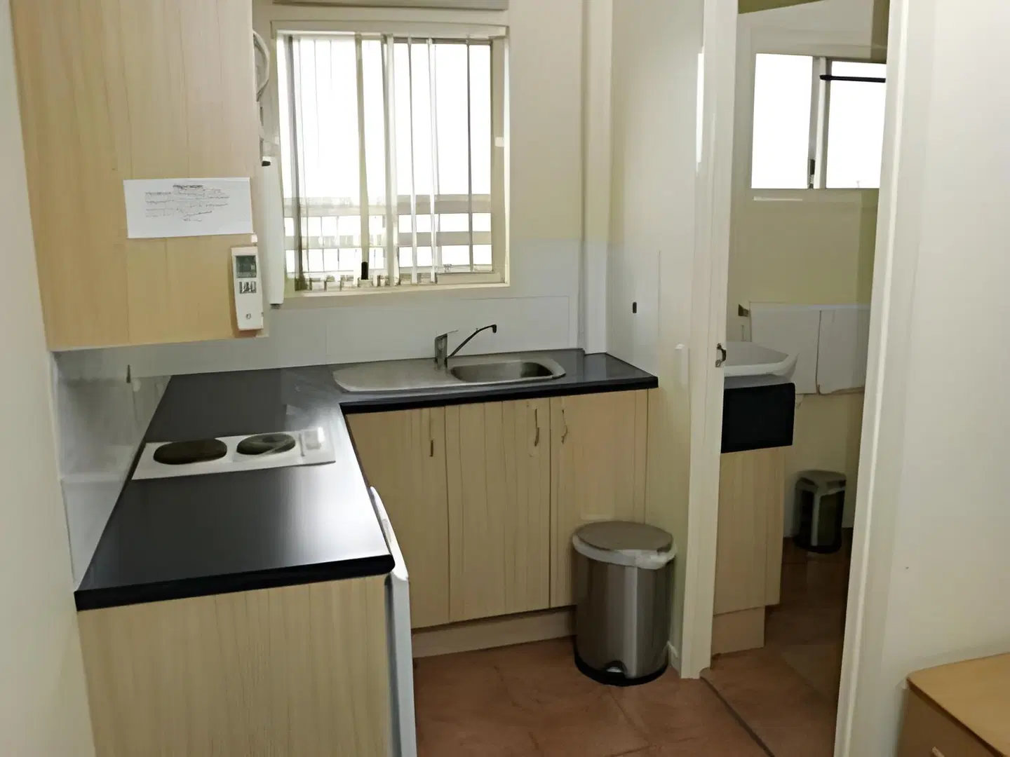 Browns Plains Motor Inn ROOM_EXAMPLE
