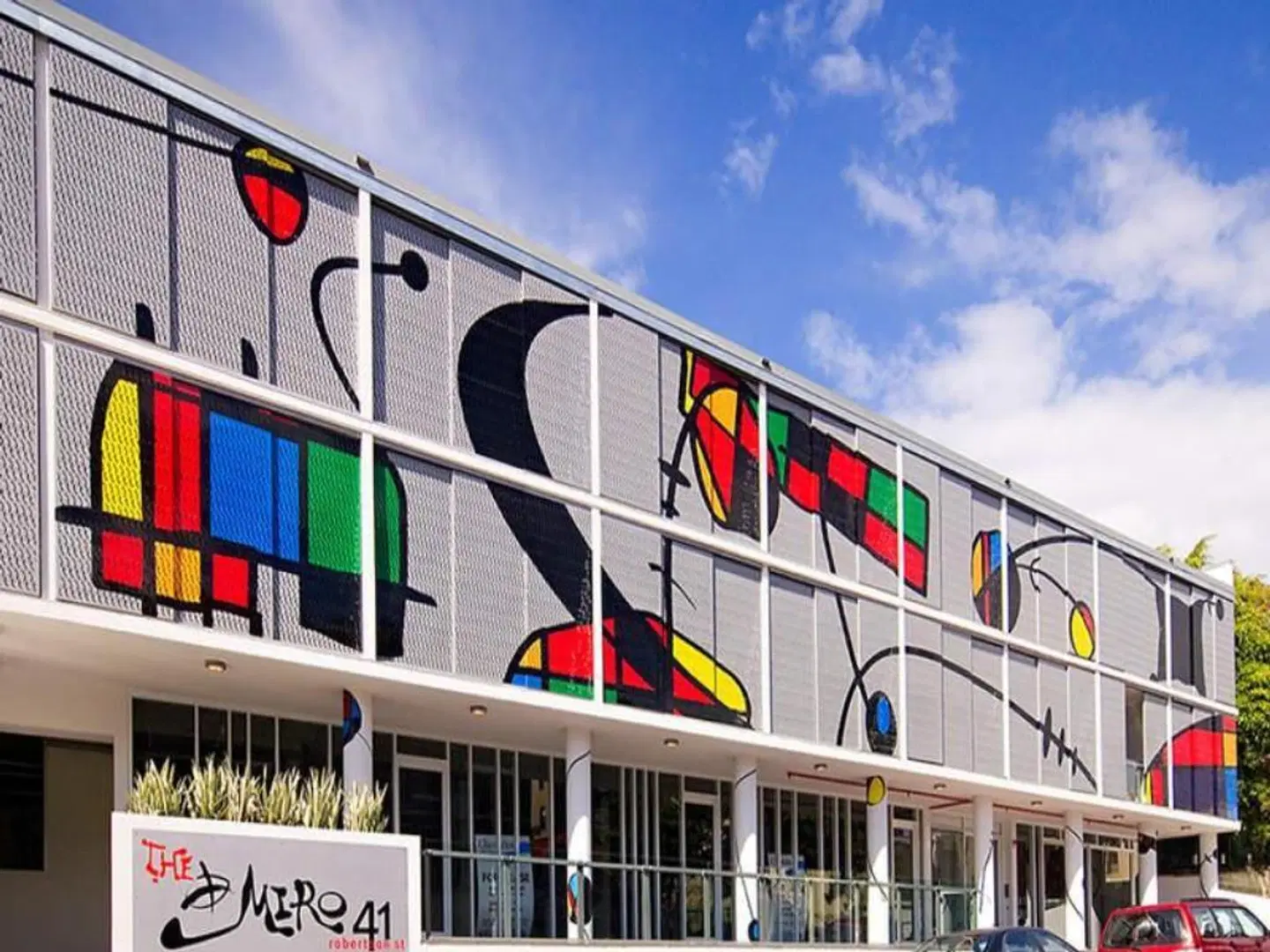 The Miro Apartments EXTERIOR