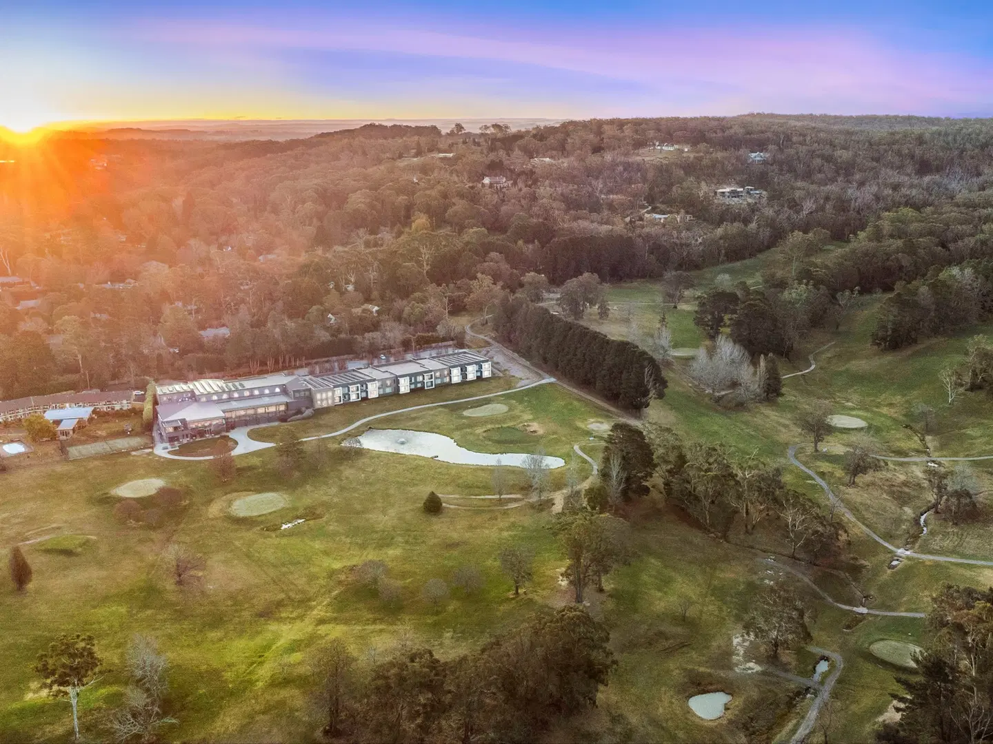 Gibraltar Hotel Bowral LANDSCAPE