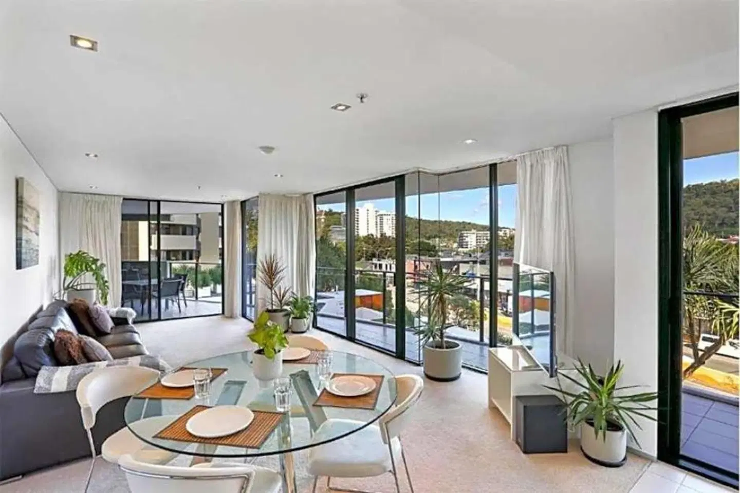 Ambience on Burleigh Beach LOUNGE_LOBBY