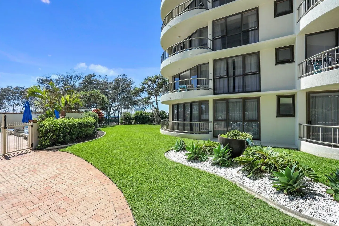 Boulevard North Holiday Apartments EXTERIOR