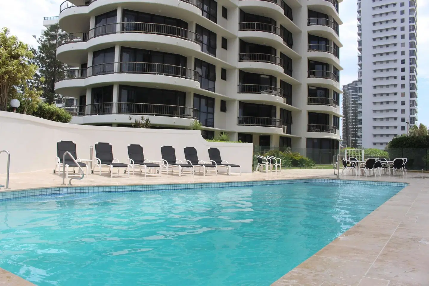 Boulevard North Holiday Apartments OUTDOOR_POOL