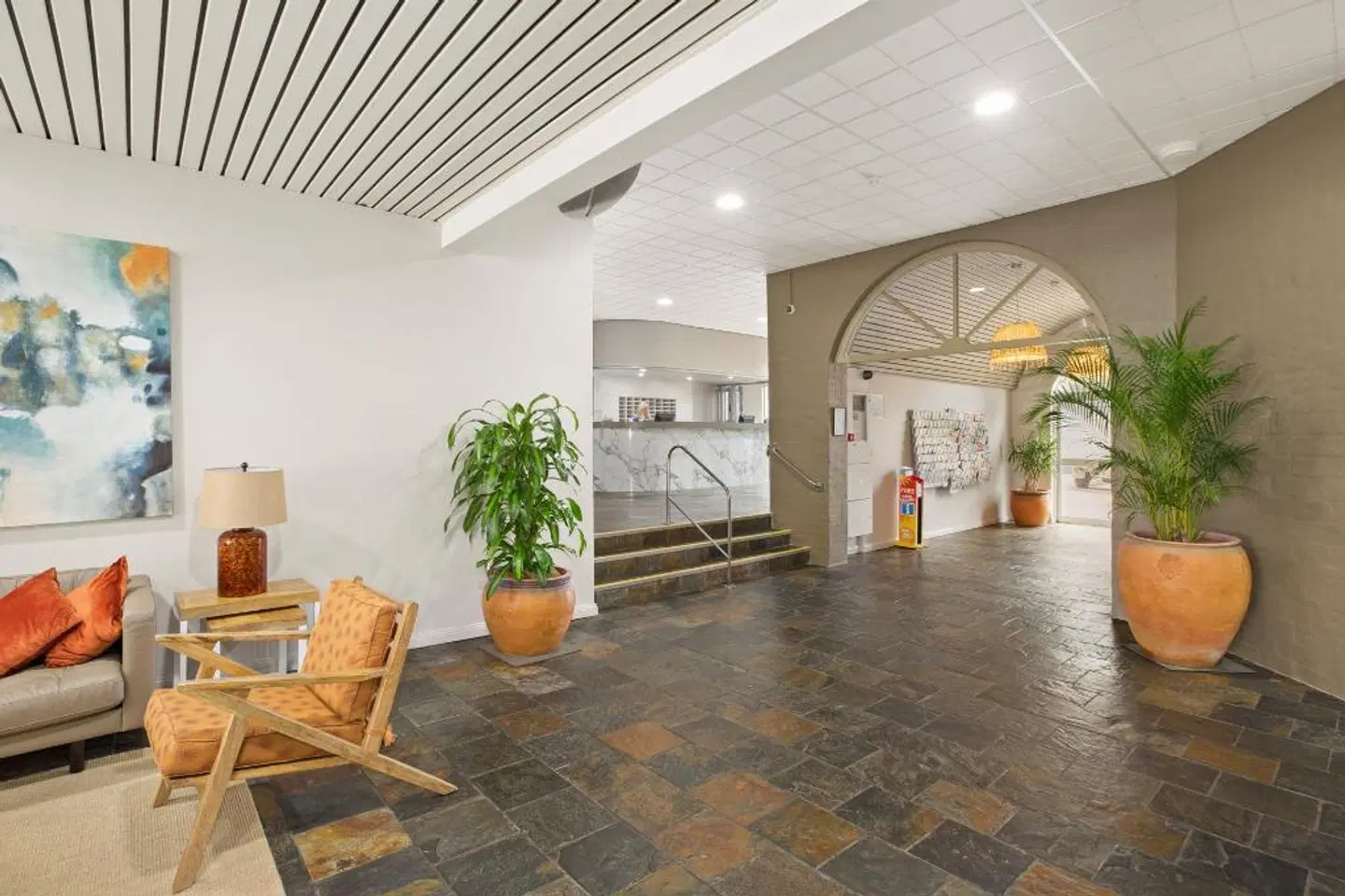 Port Pacific Resort LOUNGE_LOBBY