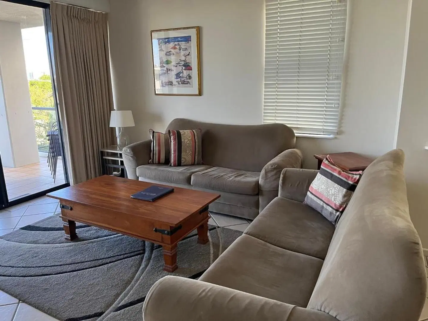 Kings Row Holiday Apartments ROOM_EXAMPLE