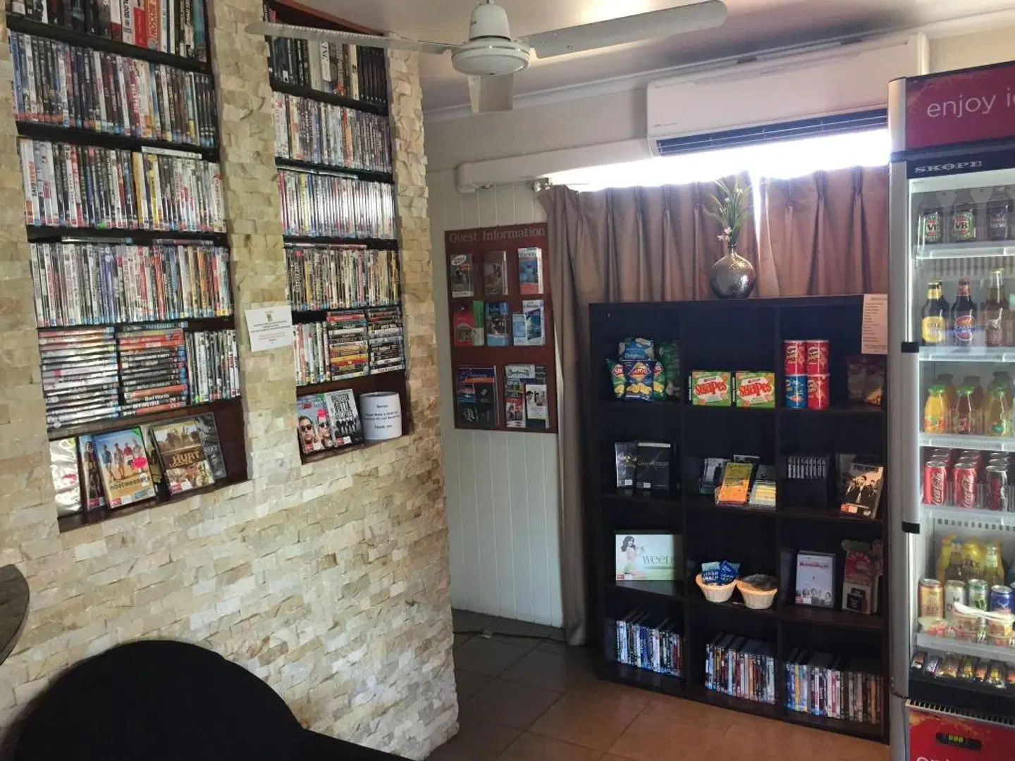 Country Plaza Motor Inn LOUNGE_LOBBY