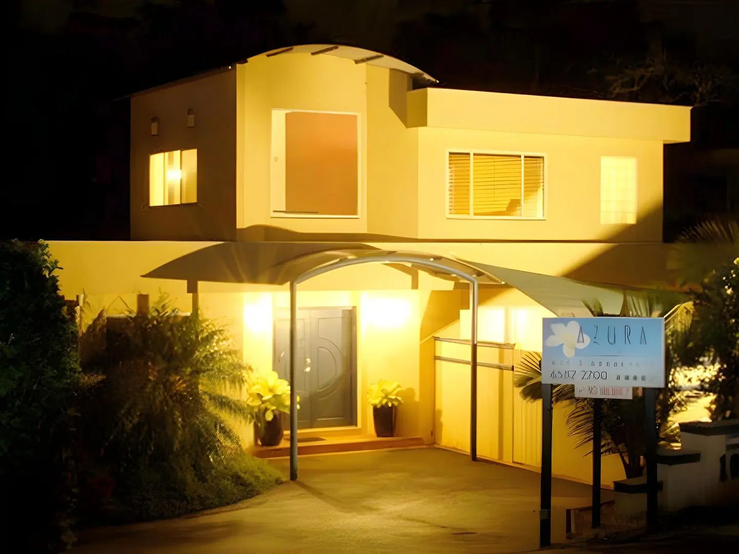 Azura Beach House B&B EXTERIOR