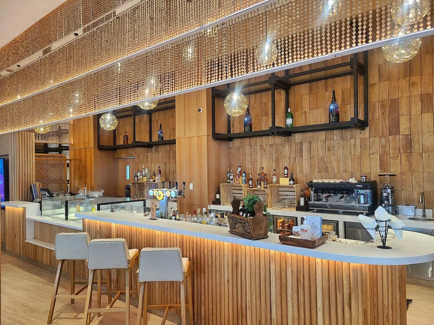 Novotel Hyderabad Airport Hotel Bar