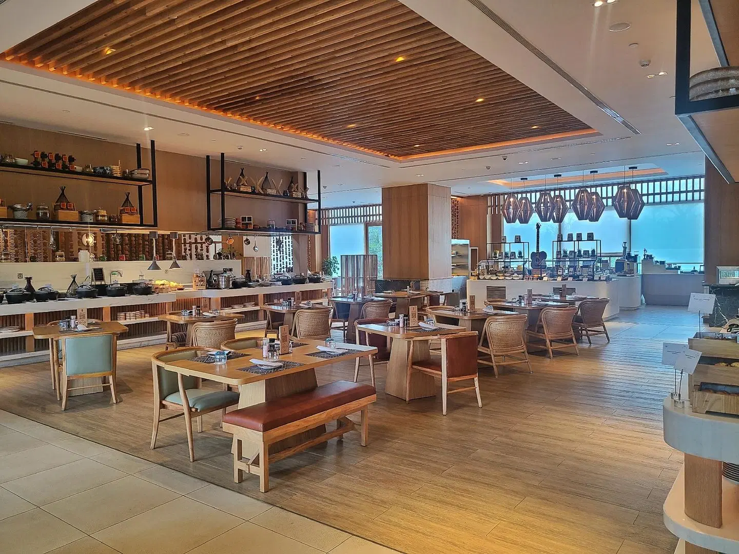 Novotel Hyderabad Airport Hotel Restaurant