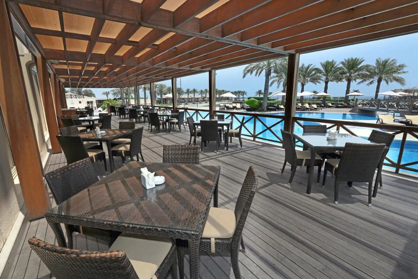 Al Bander Hotel & Resort Terrasse