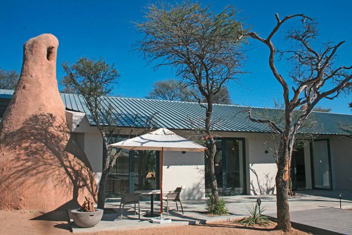 Osonjiva Outpost Terrasse