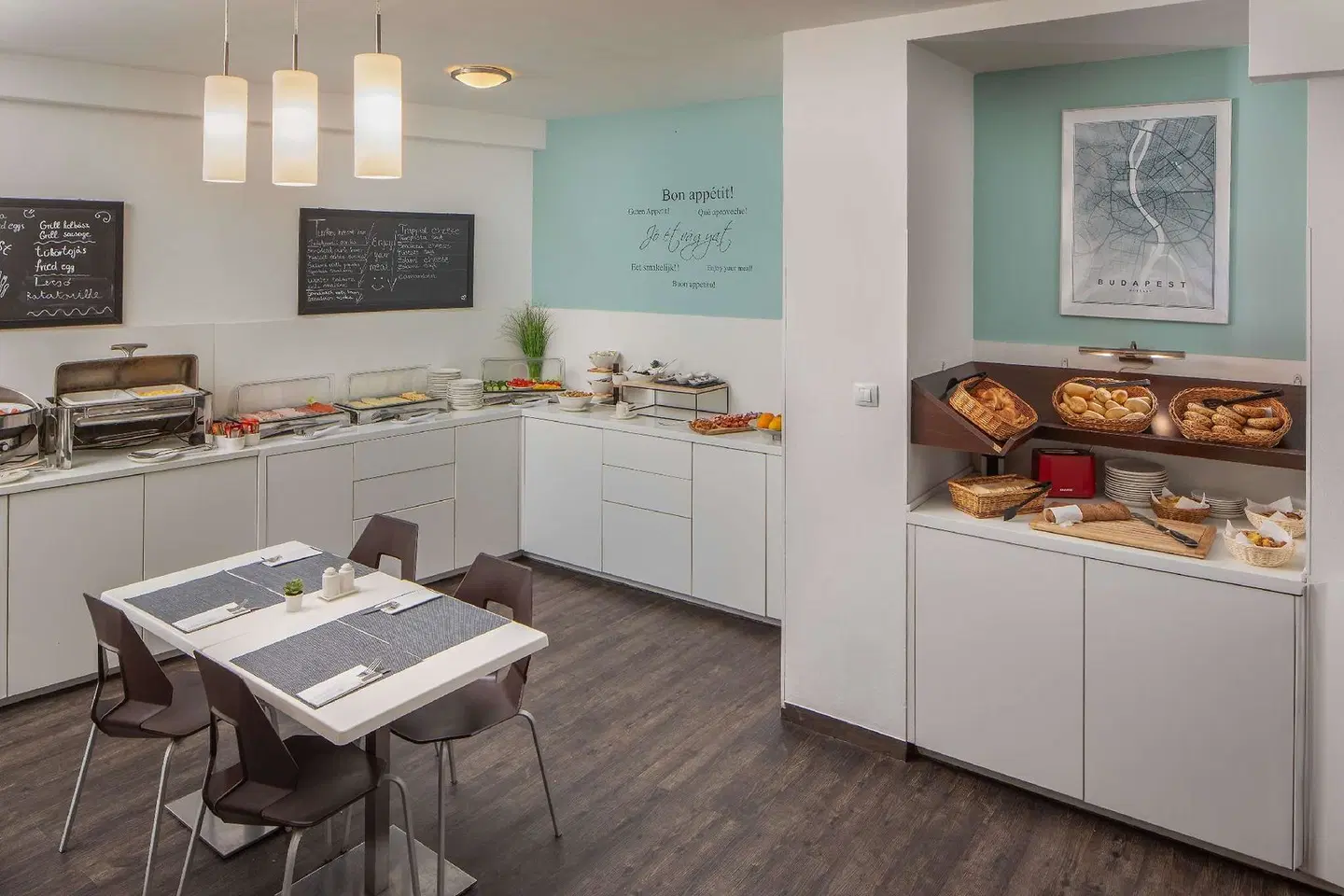 Escala Hotel & Suites Badezimmer