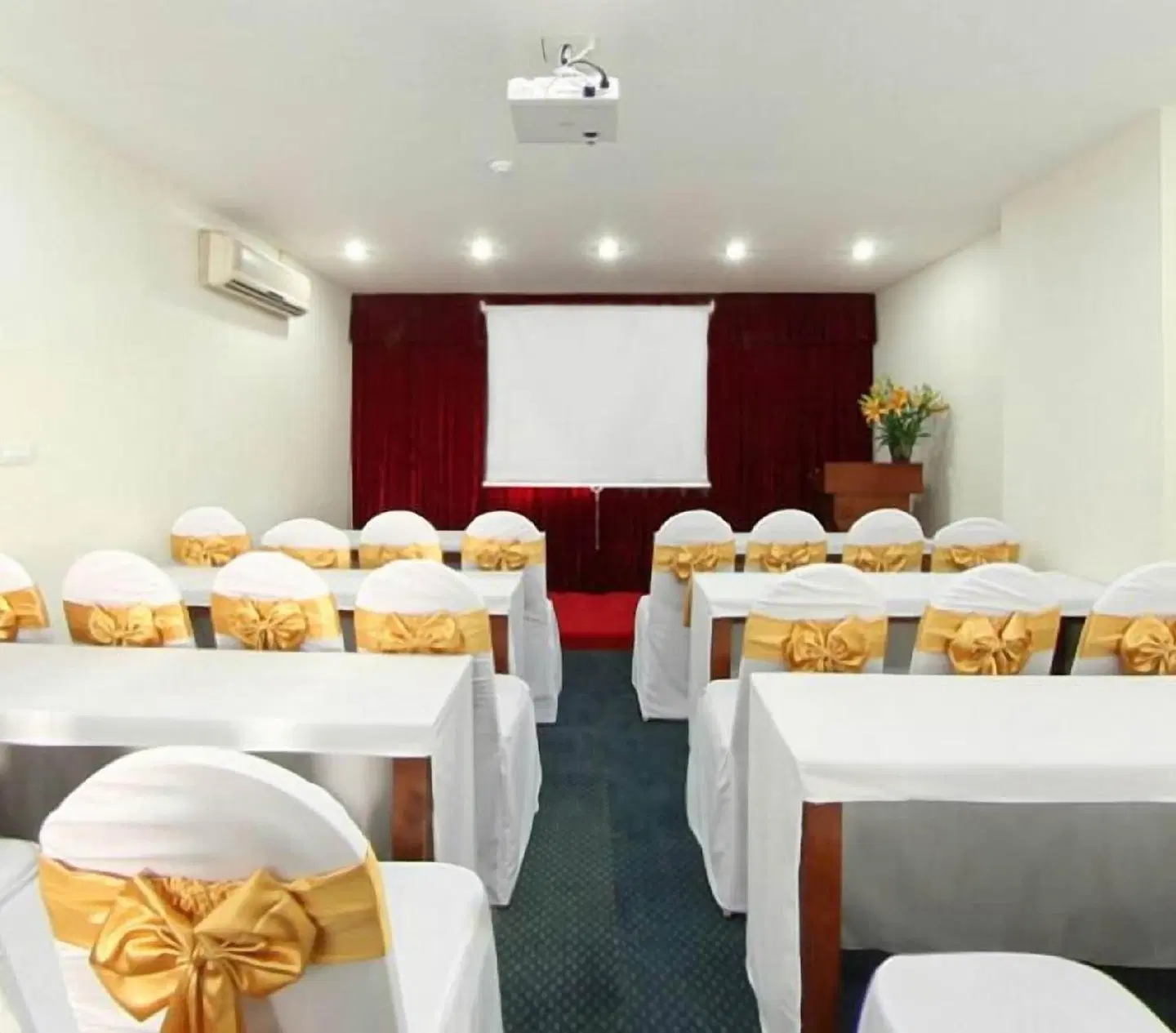 Bounty Hotel Restaurant