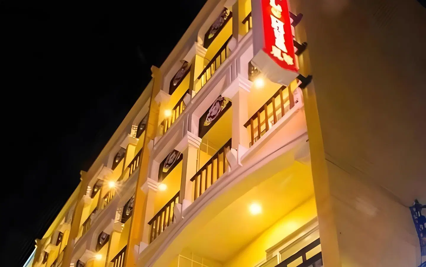 Le Hua EXTERIOR