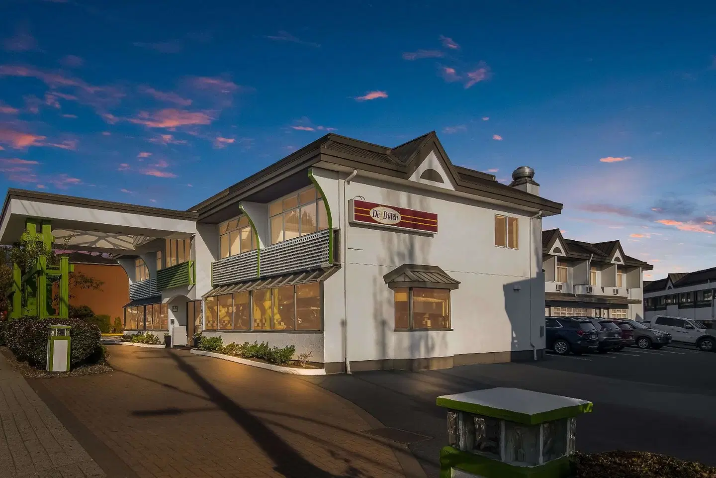 SureStay Hotel by Best Western North Vancouver Capilano EXTERIOR