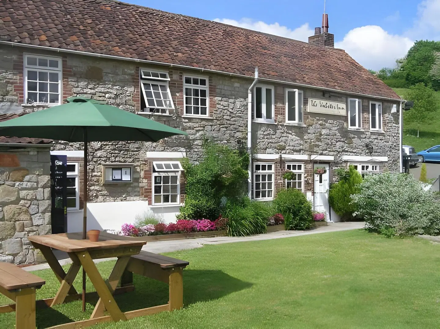 The Vobster Inn EXTERIOR