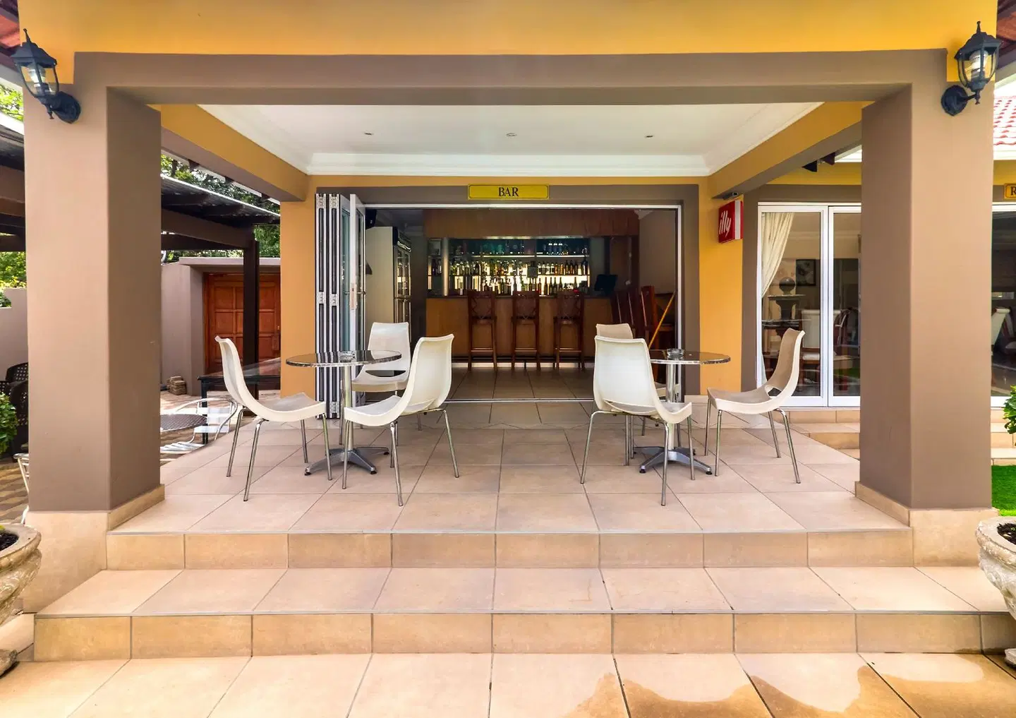 Lakeview Boutique Hotel & Conference Center LOUNGE_LOBBY