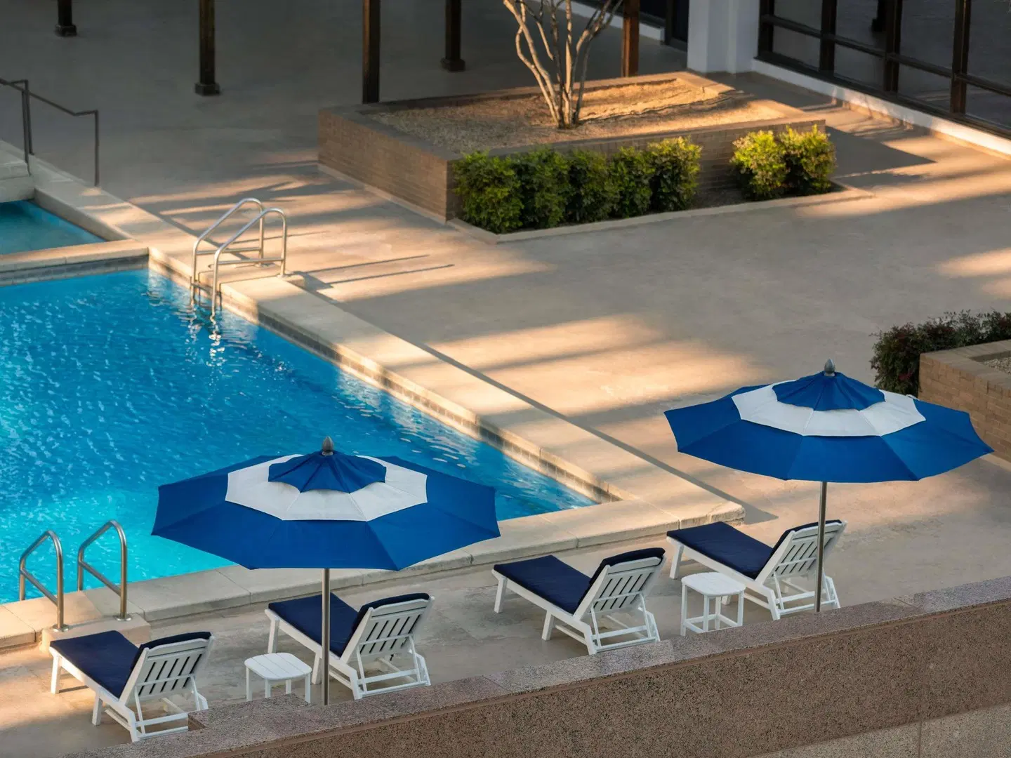 Fairmont Dallas OUTDOOR_POOL