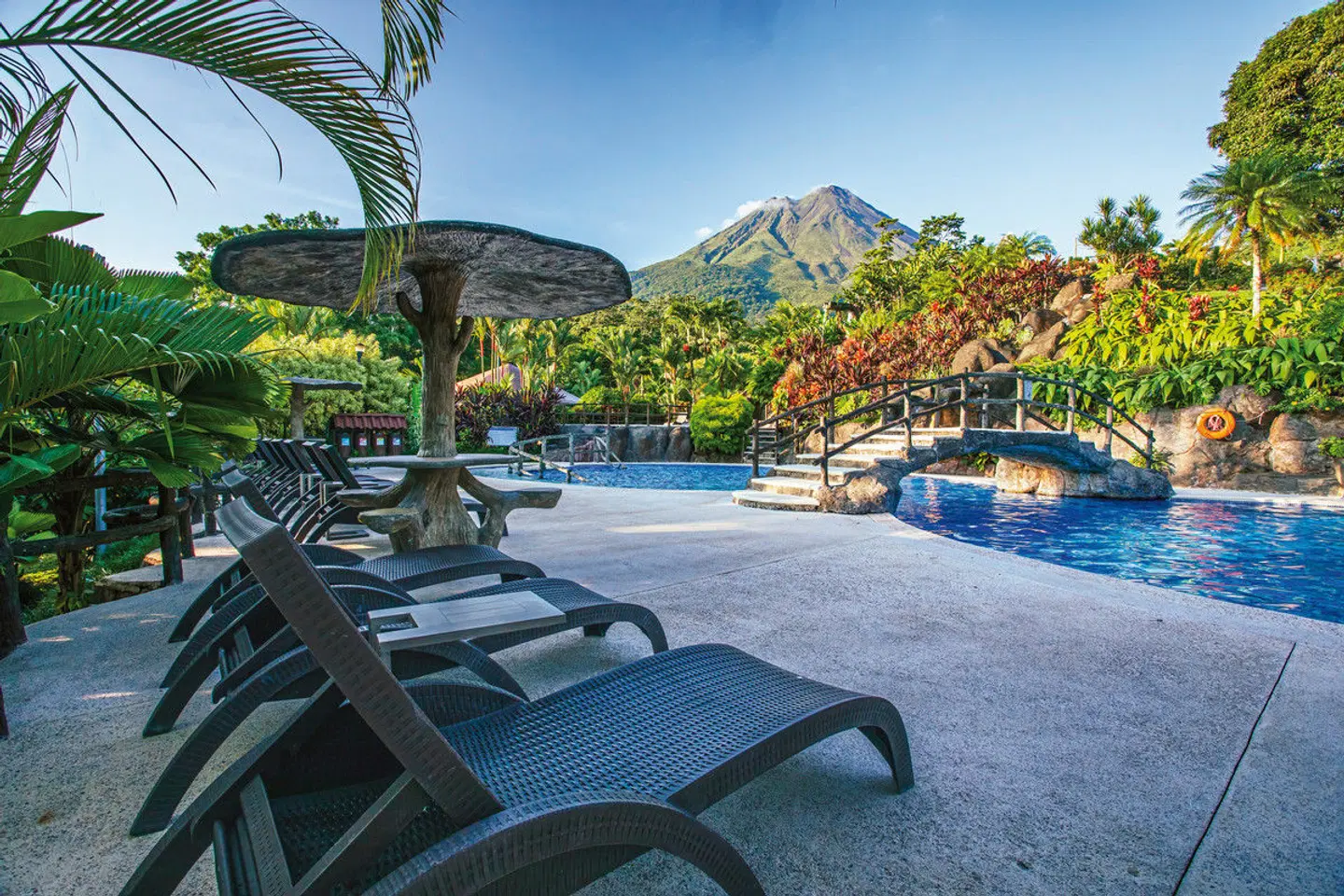 Los Lagos SPA & Resort OUTDOOR_POOL