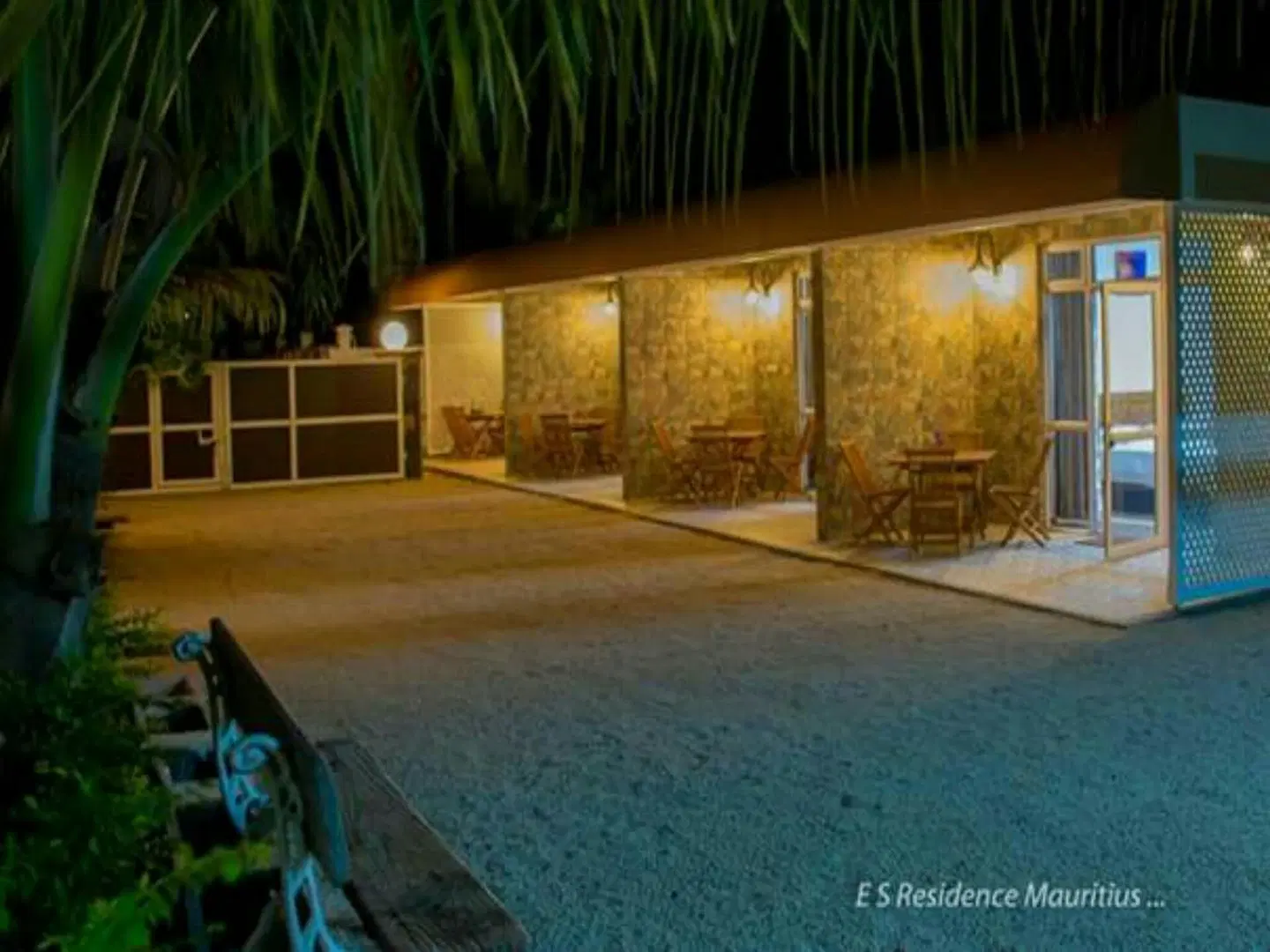 Easy Stay Residence Hallenbad