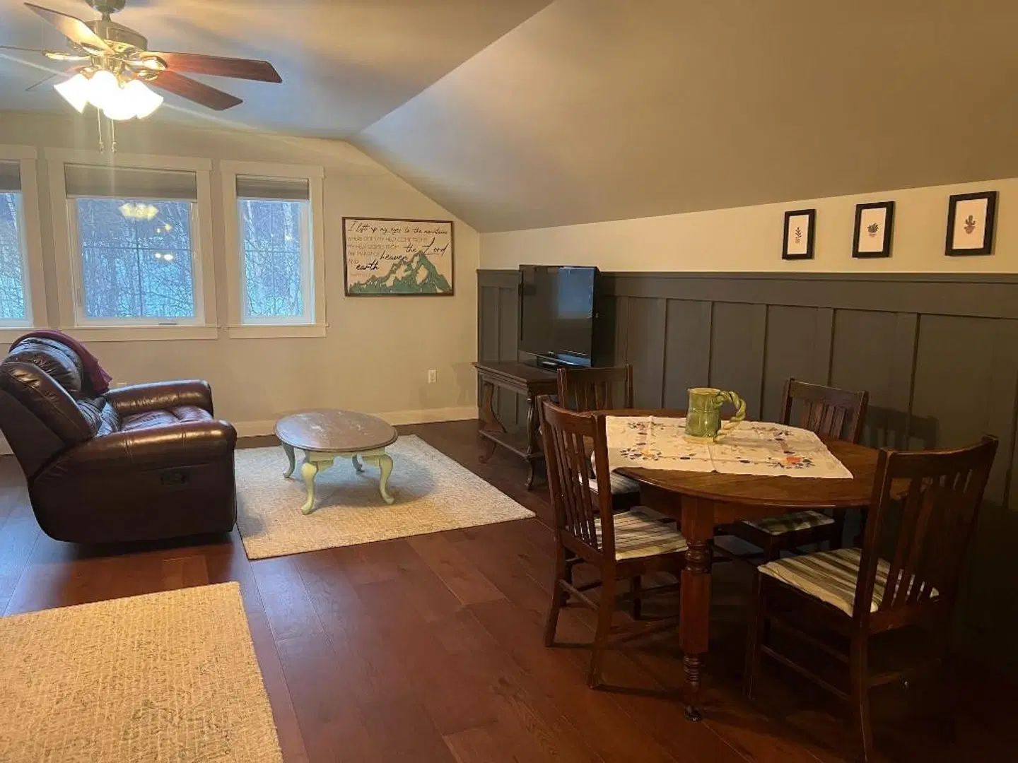 Snowgoose Pond Bed & Breakfast Restaurant