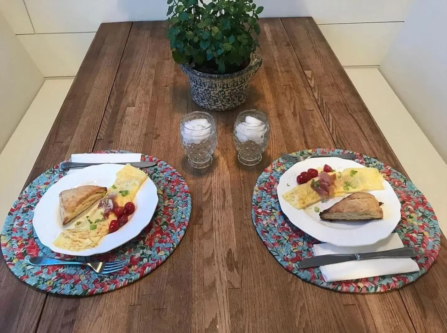 Snowgoose Pond Bed & Breakfast Restaurant