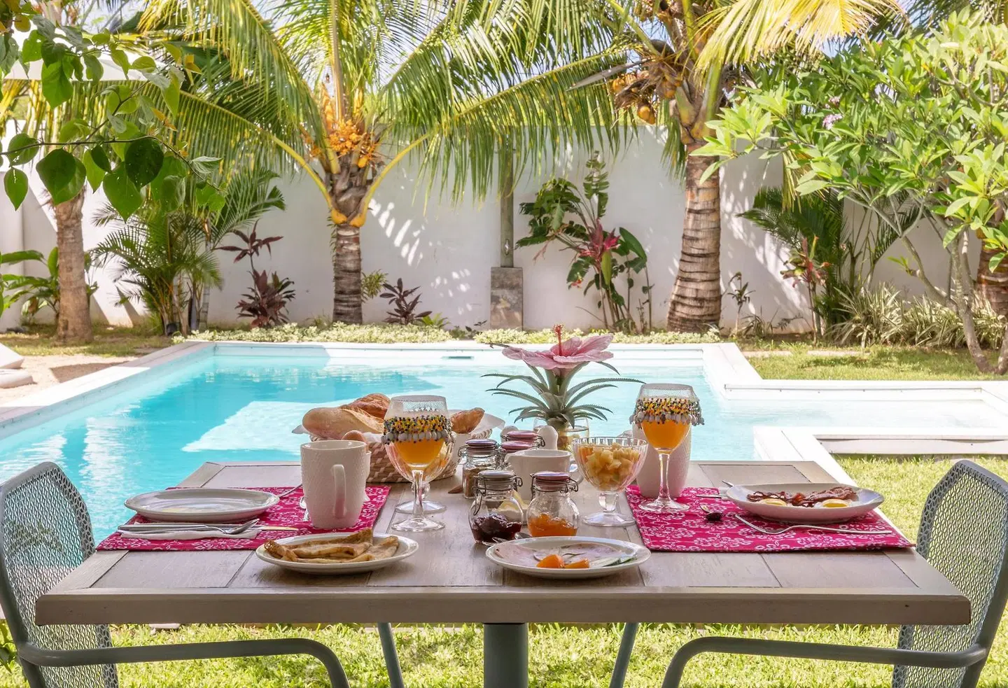 Le Mandala Moris B&B Guesthouse OUTDOOR_POOL