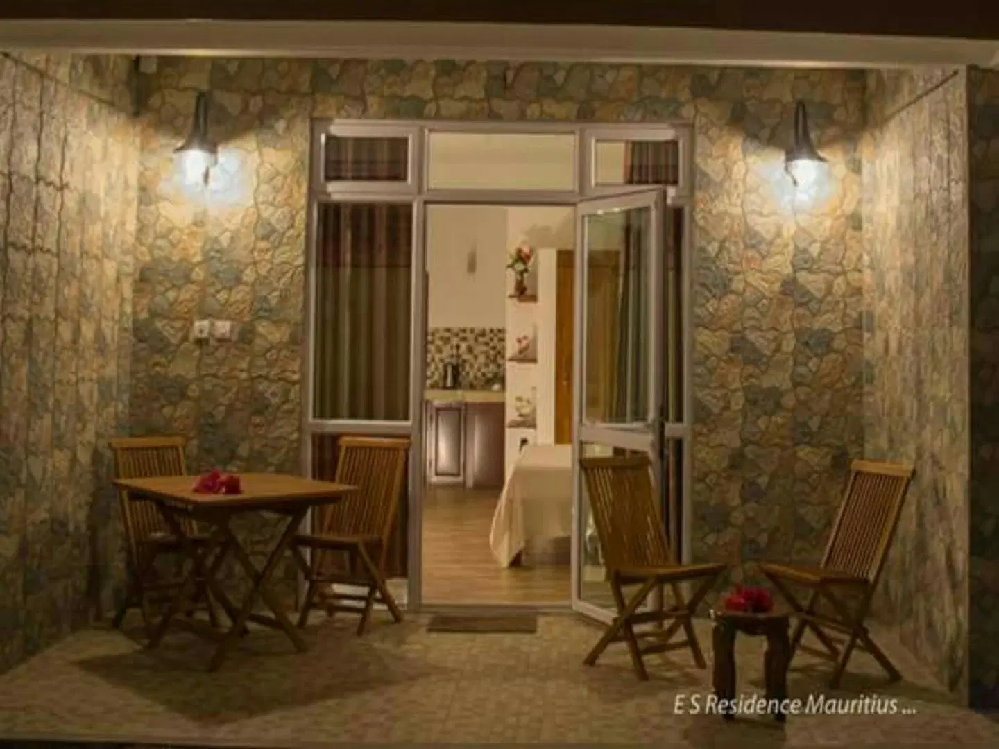 Easy Stay Residence ROOM_EXAMPLE