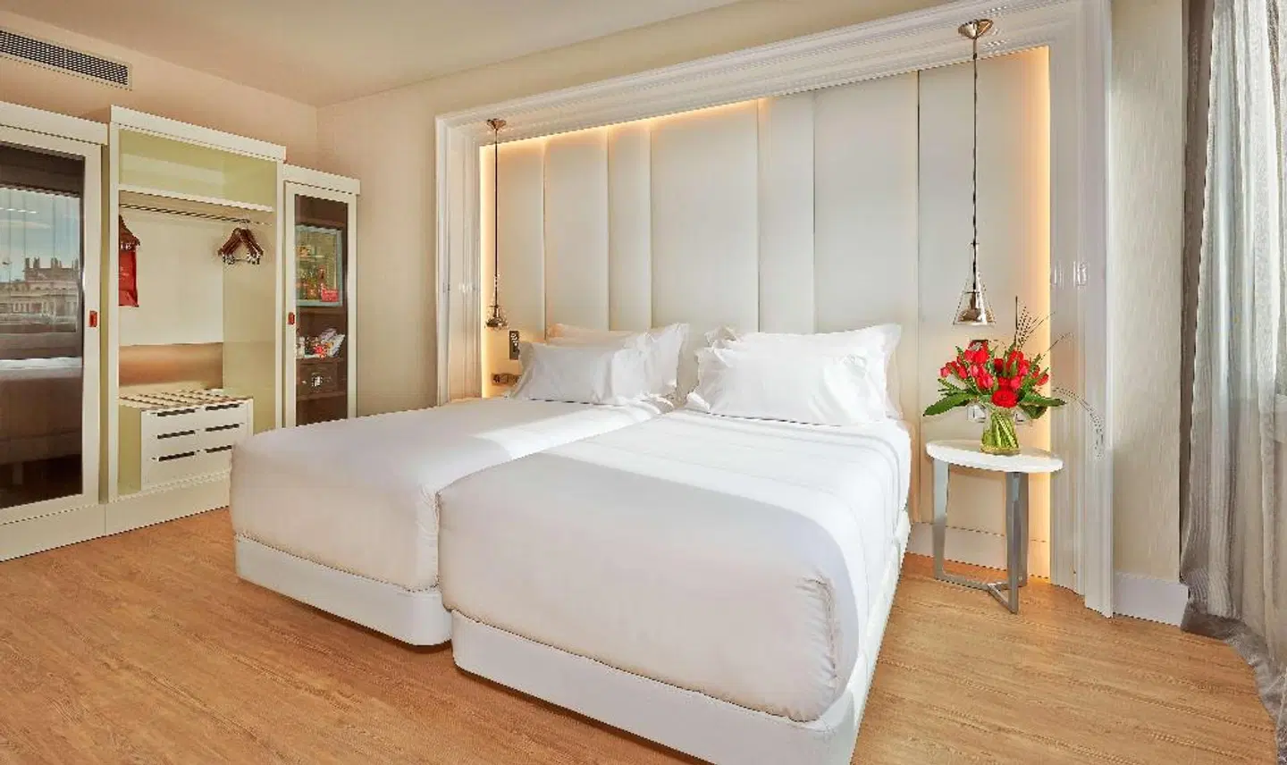 NH Collection Barcelona Gran Hotel Calderón ROOM_EXAMPLE