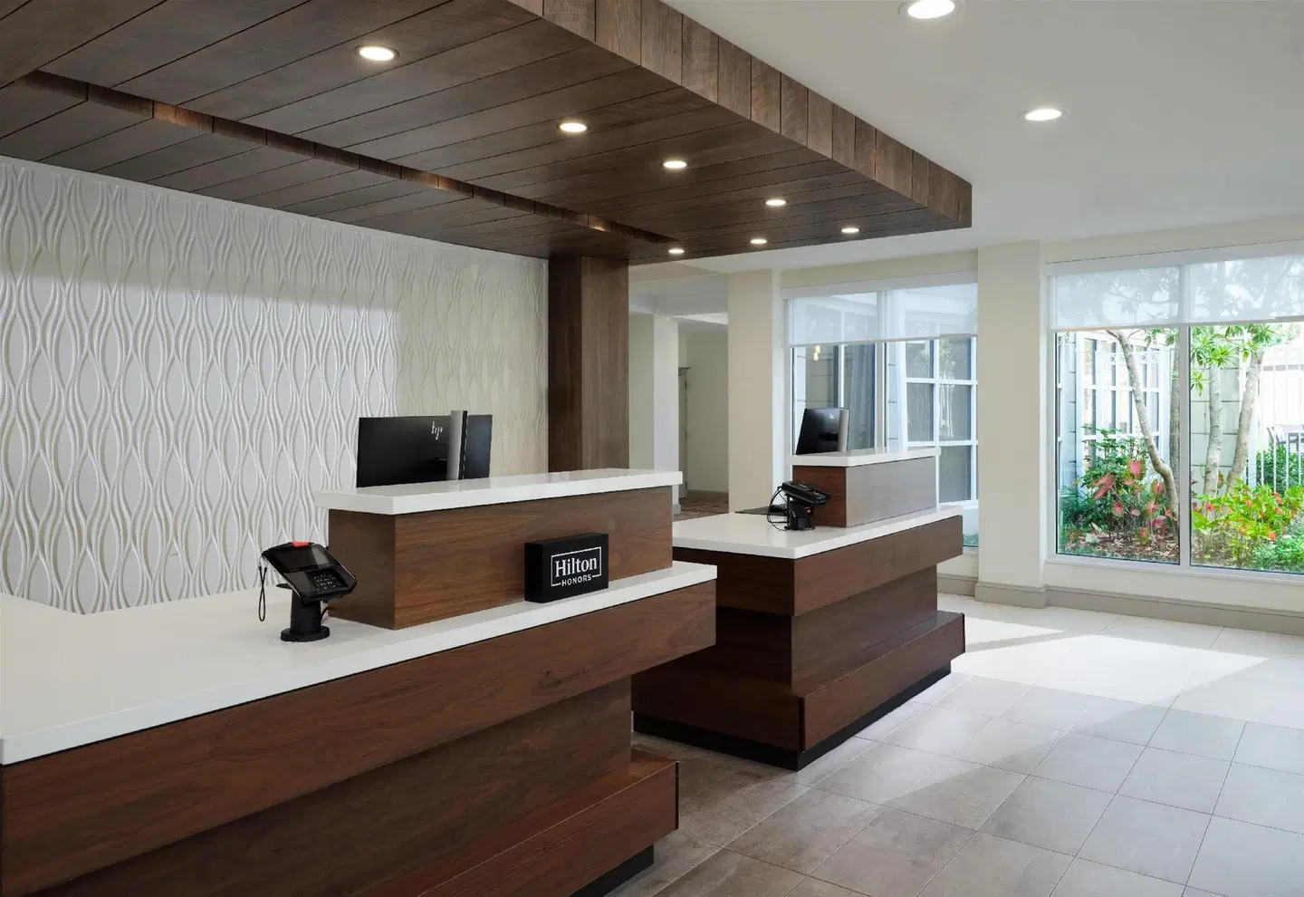 Hilton Garden Inn Meridian LOUNGE_LOBBY