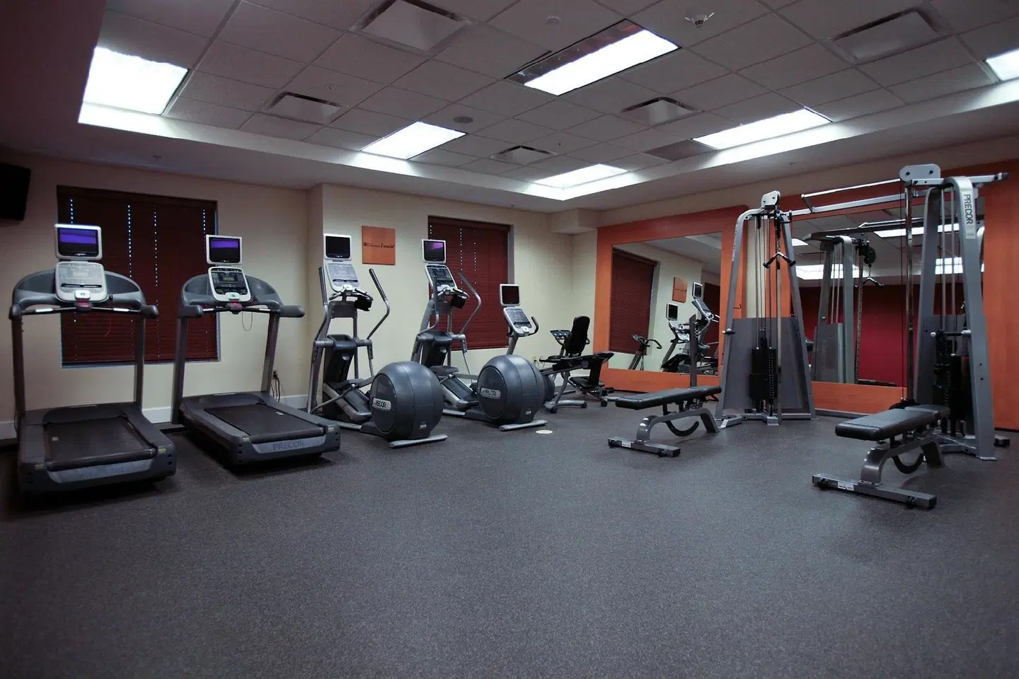 Hilton Garden Inn Mobile West I-65/Airport Blvd. SPORTS_AND_LEISURE