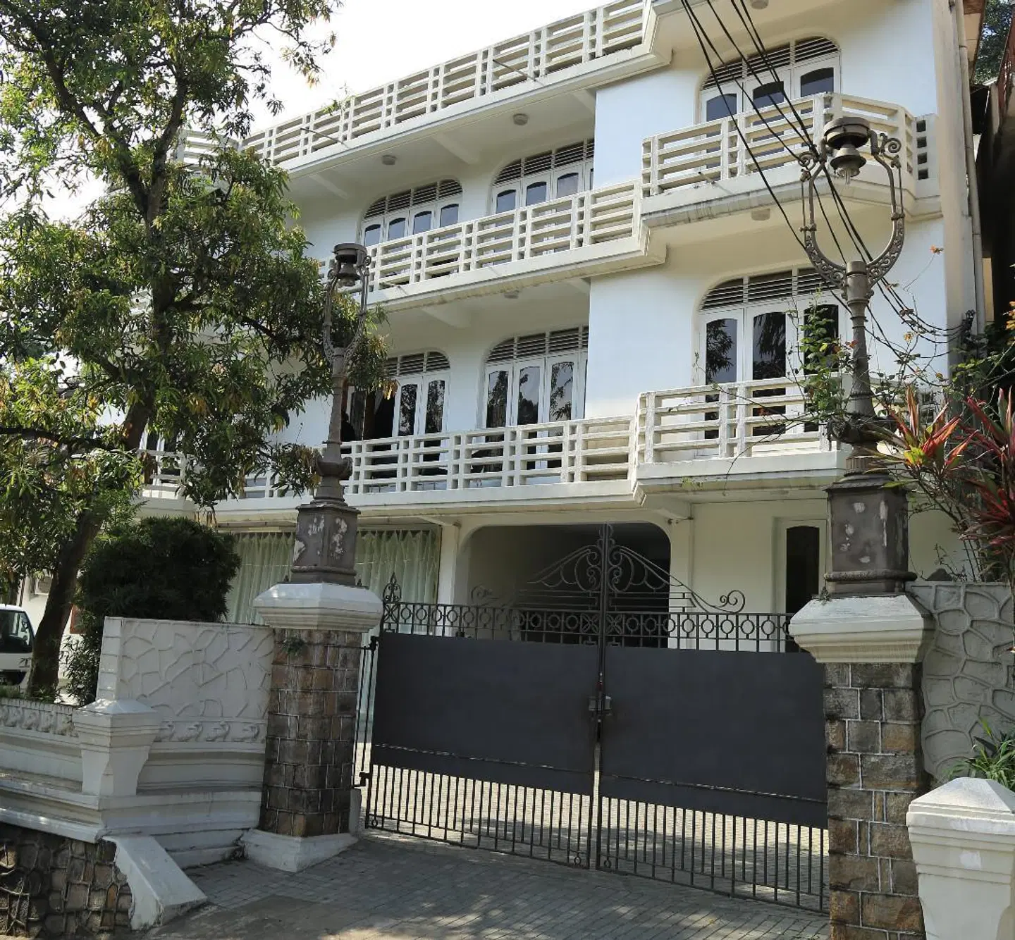 Tranquil House Bed & Breakfast EXTERIOR