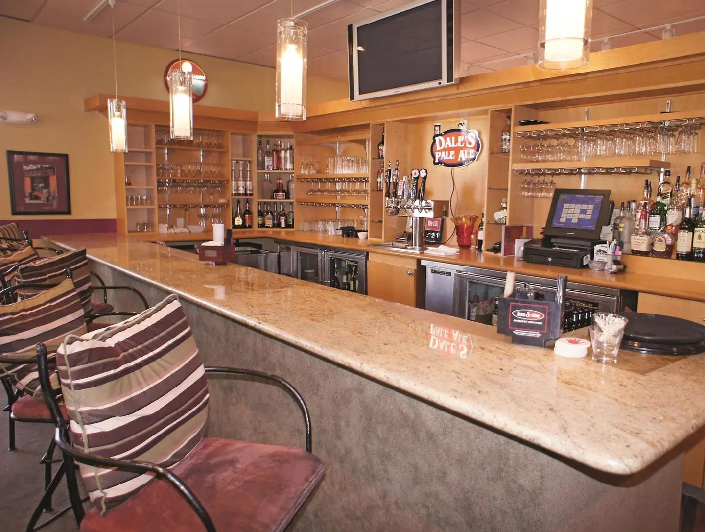La Quinta Inn & Suites Loveland Bar