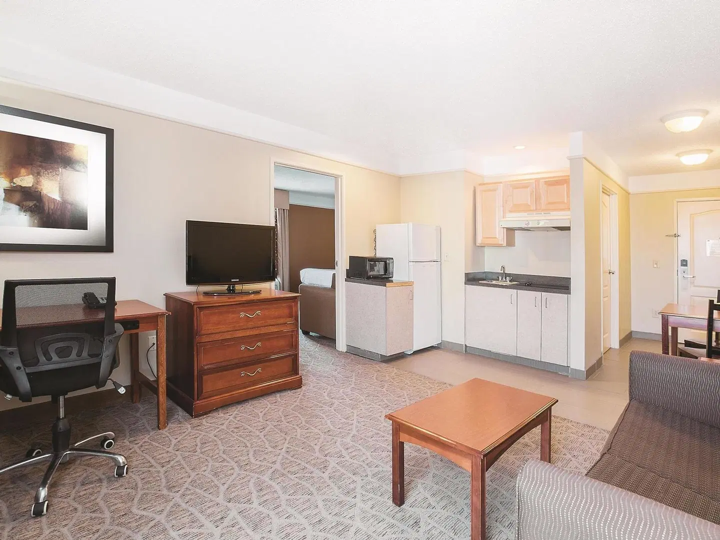 La Quinta Inn & Suites by Wyndham Cincinnati Airpt Florence ROOM_EXAMPLE