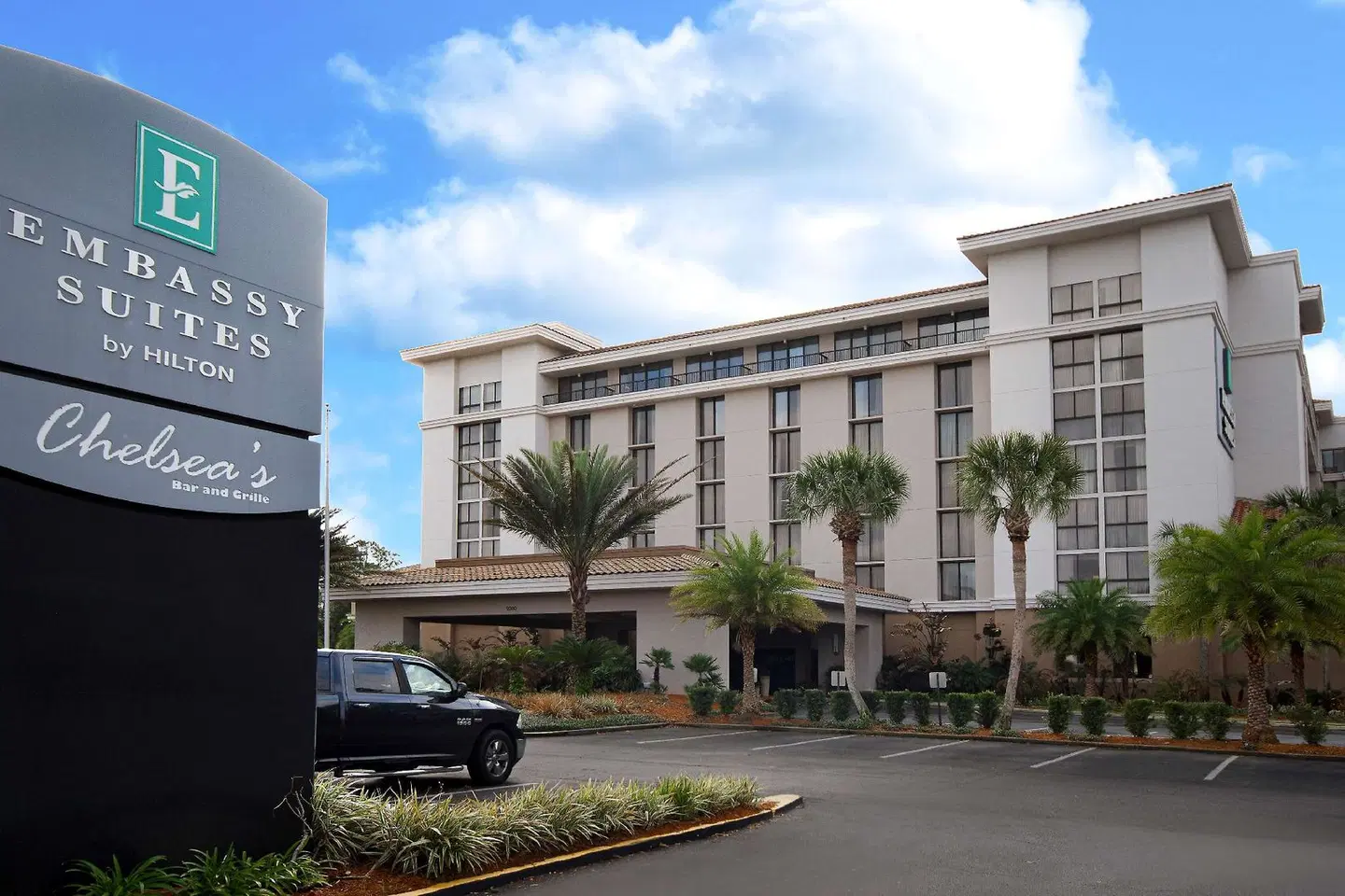 Embassy Suites by Hilton Jacksonville Baymeadows EXTERIOR