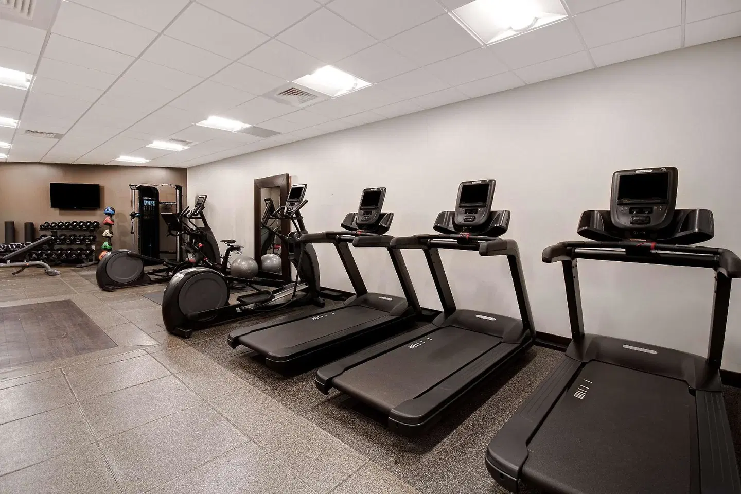 Embassy Suites by Hilton Jacksonville Baymeadows SPORTS_AND_LEISURE