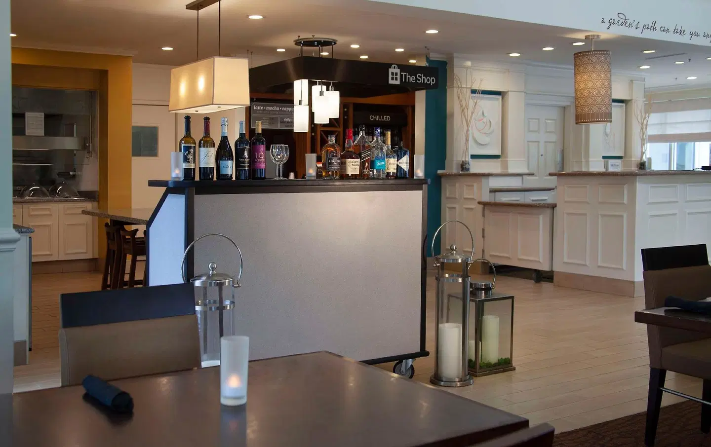 Hilton Garden Inn Jacksonville JTB/Deerwood Park Bar