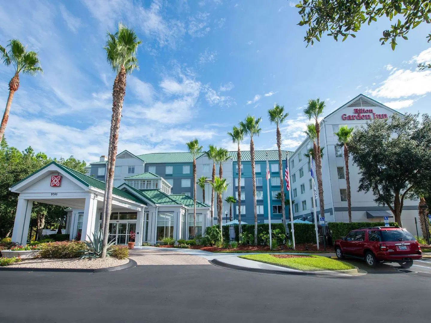 Hilton Garden Inn Jacksonville JTB/Deerwood Park EXTERIOR