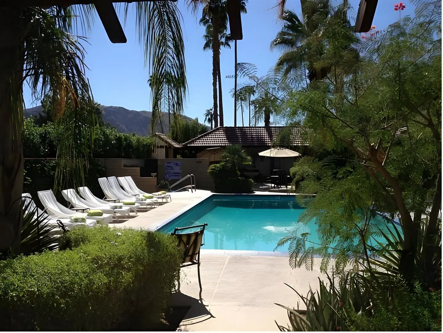 La Maison Hotel OUTDOOR_POOL