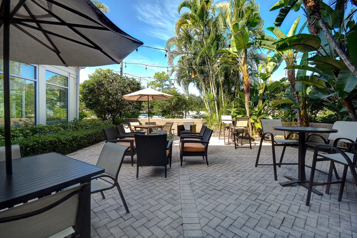 Hilton Garden Inn Fort Myers Terrasse
