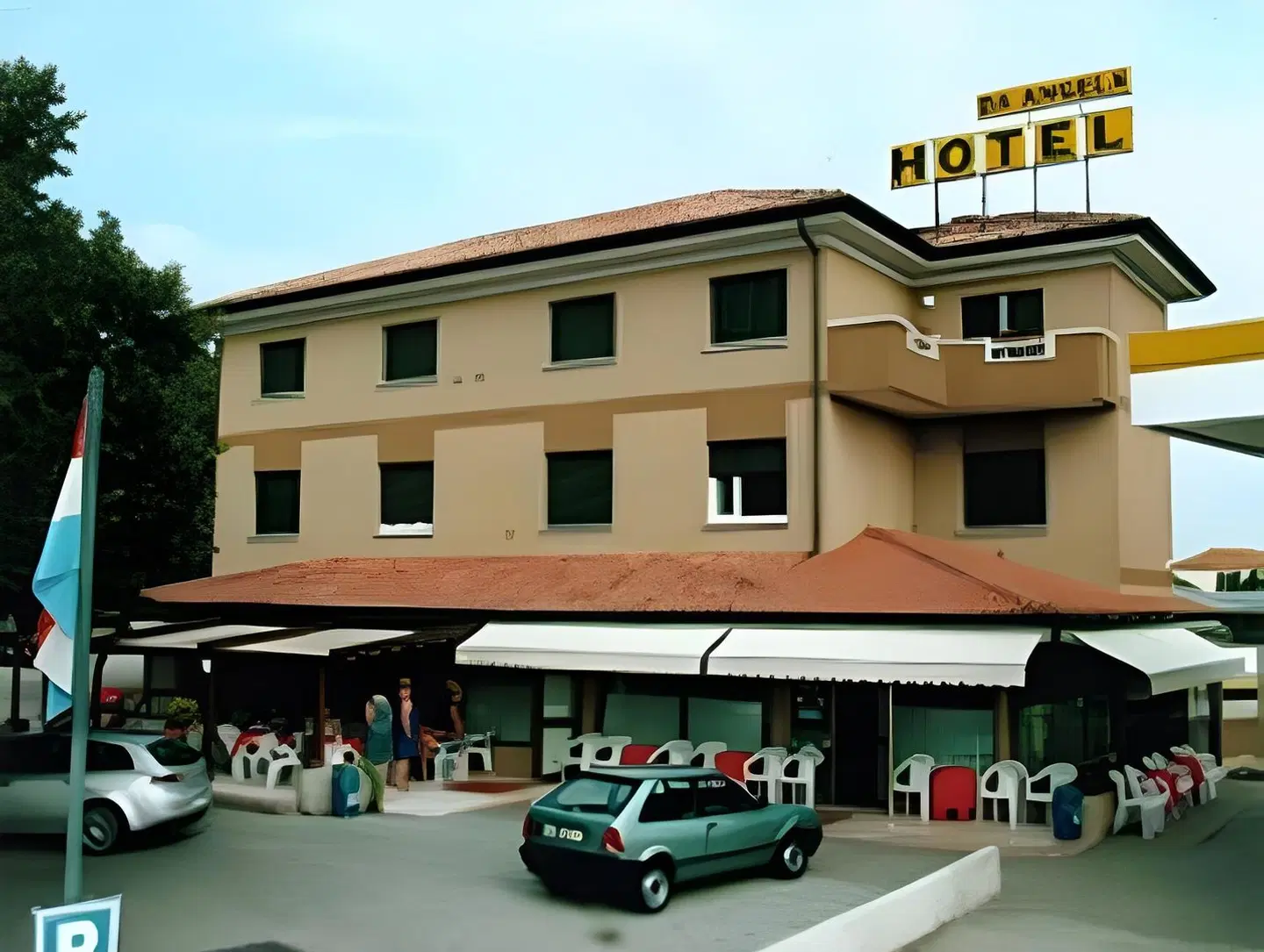 Da Angela EXTERIOR