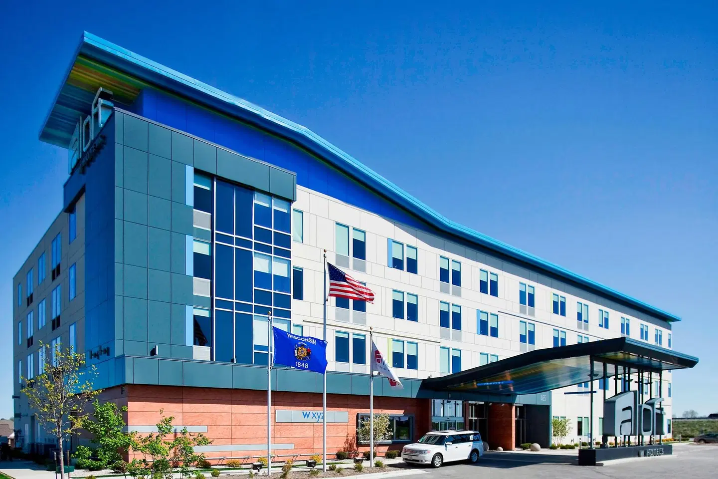 Aloft by Marriott Green Bay EXTERIOR
