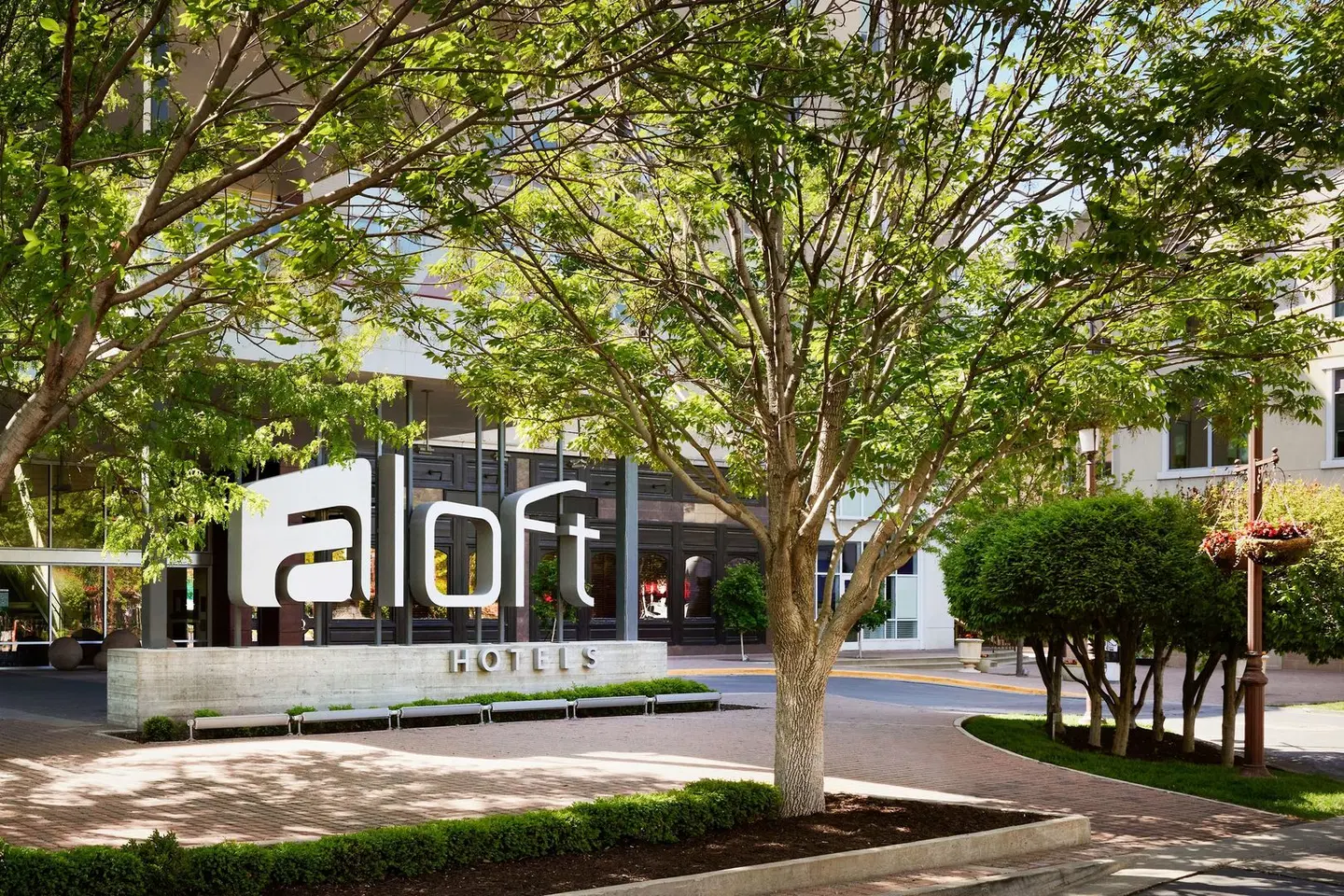 Aloft by Marriott Leawood-Overland Park EXTERIOR