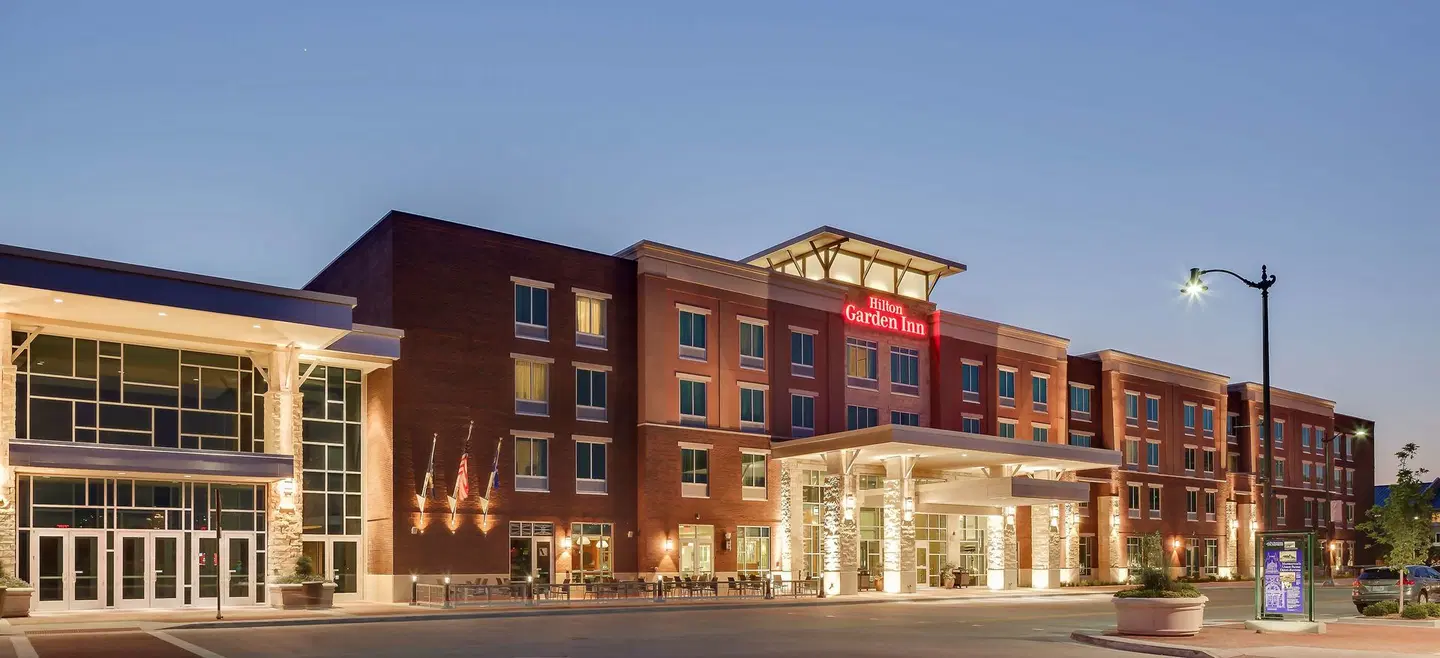 Hilton Garden Inn Manhattan Kansas EXTERIOR