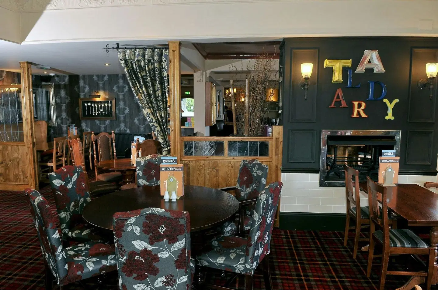 Talardy Hotel Bar