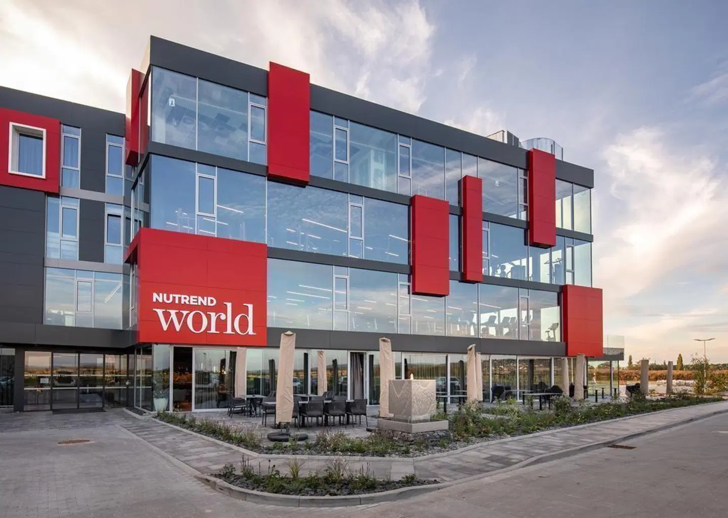 Nutrend World EXTERIOR