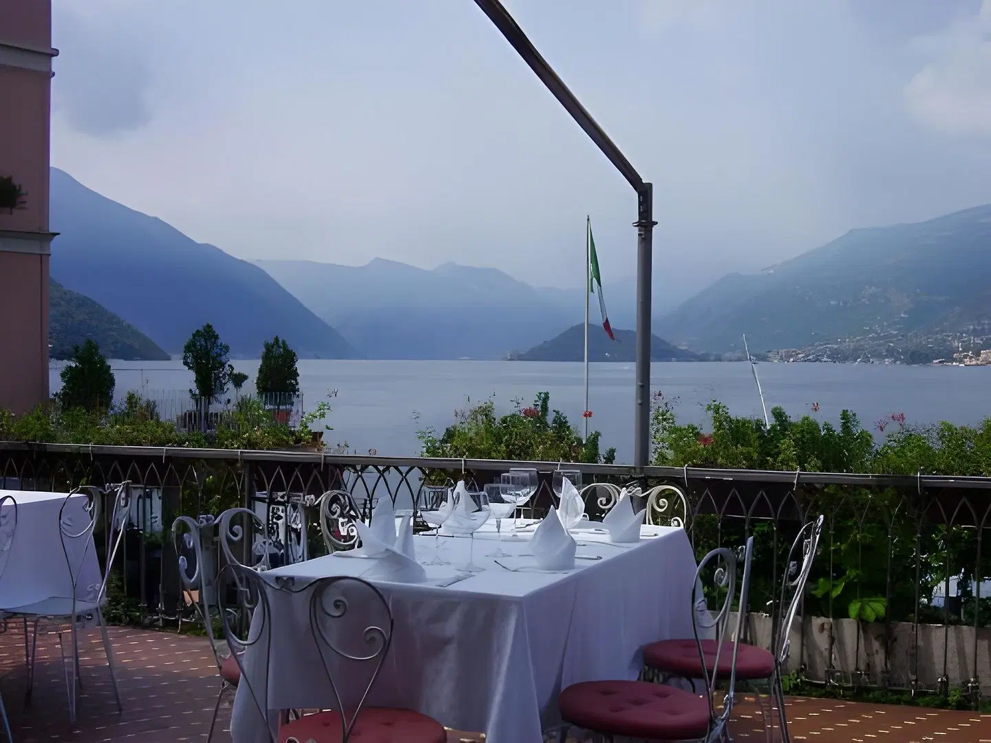 Suisse Restaurant